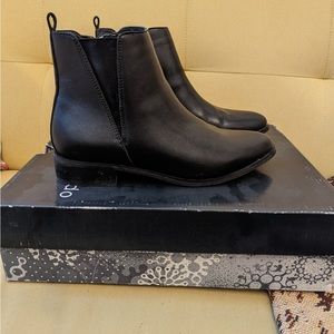Blondo leather ankle boot 9